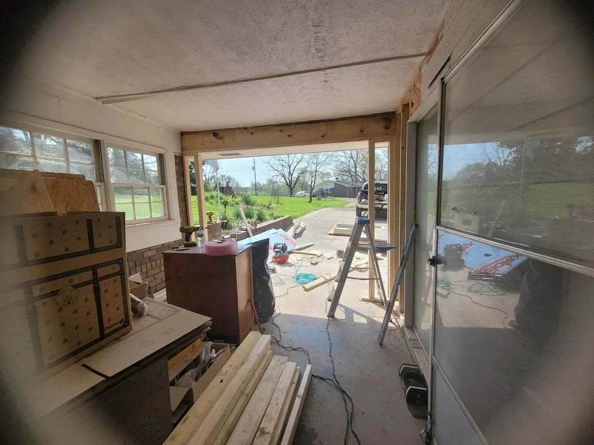 Air movers and dehumidifier for Drying & Dehumidification in Prescott